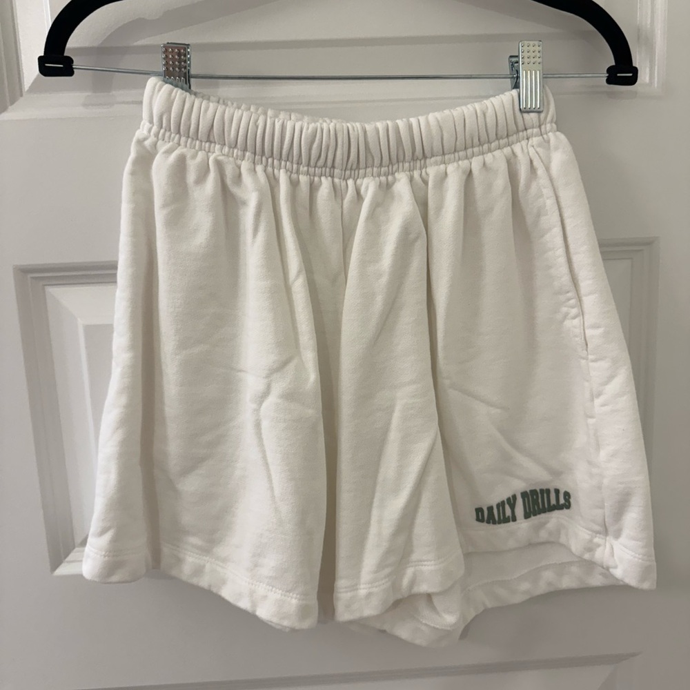 Daily Drills Women's Cream Athletic Shorts